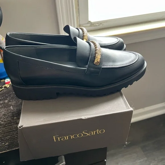 Franco Sarto Black Flats with Gold Hardware - Picture 2 of 7